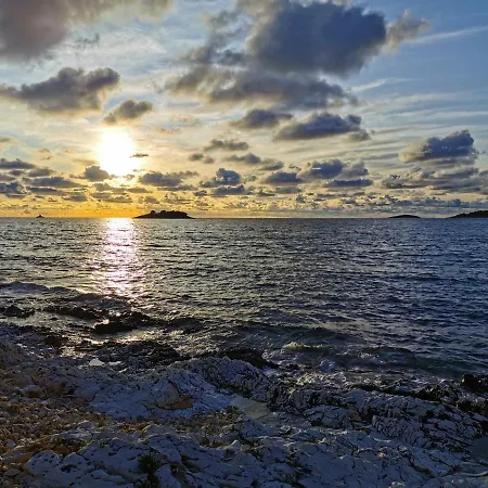Bugenvila Rogoznica (Sibenik-Knin)