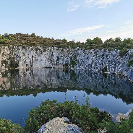 Bugenvila Rogoznica (Sibenik-Knin)