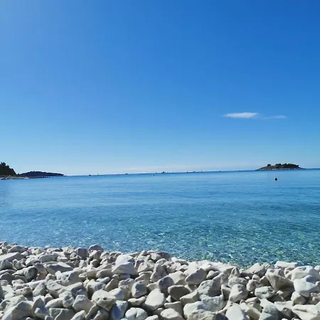 Apartman Bugenvila *