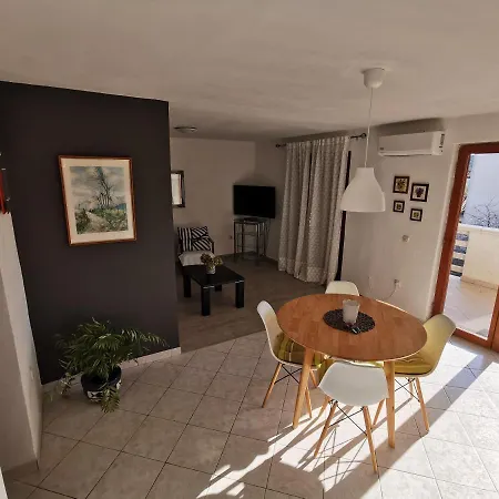 Bugenvila Apartment