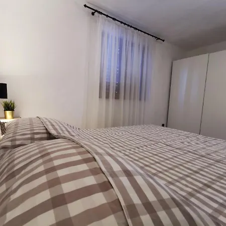 Apartman Bugenvila Rogoznica (Sibenik-Knin)