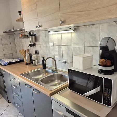 Bugenvila * Rogoznica (Sibenik-Knin)
