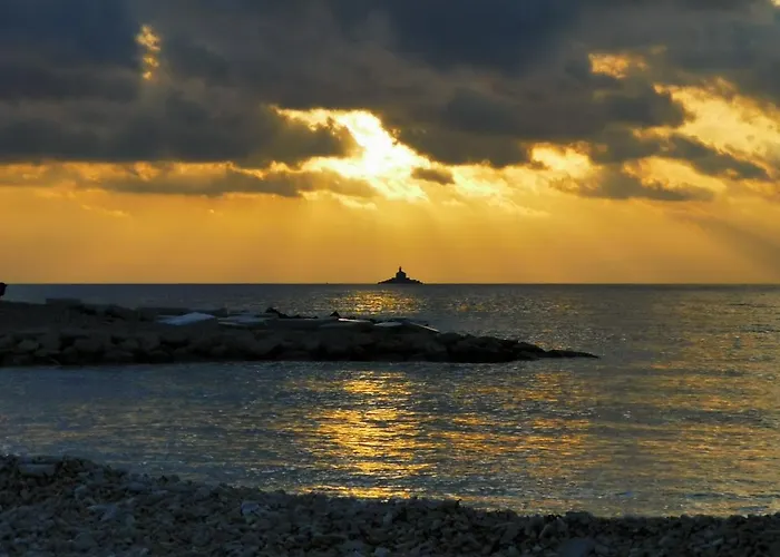 Daire Bugenvila Rogoznica (Sibenik-Knin)