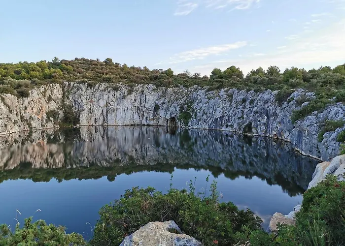 Bugenvila Rogoznica (Sibenik-Knin)