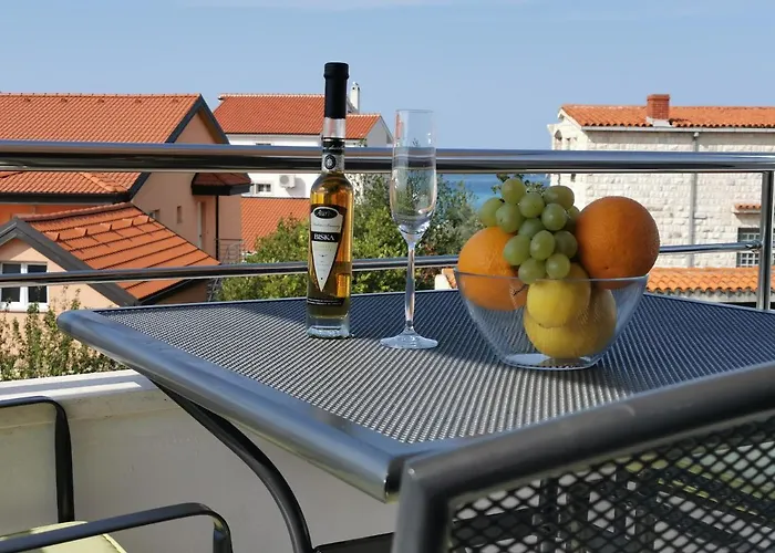 Bugenvila * Rogoznica (Sibenik-Knin)